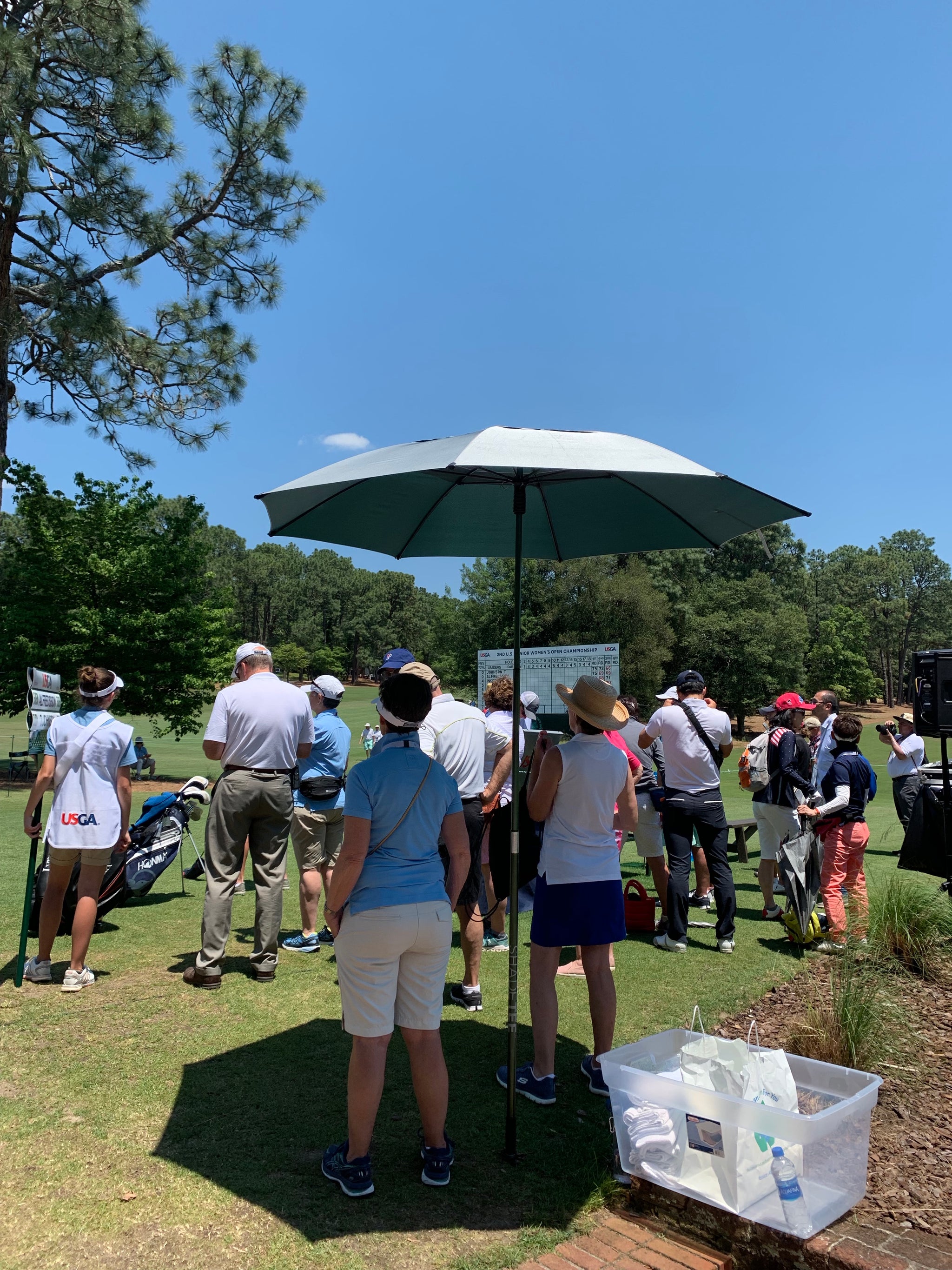 Shade Tee keeping Volunteers cool at 2019 US Women's Senior Open